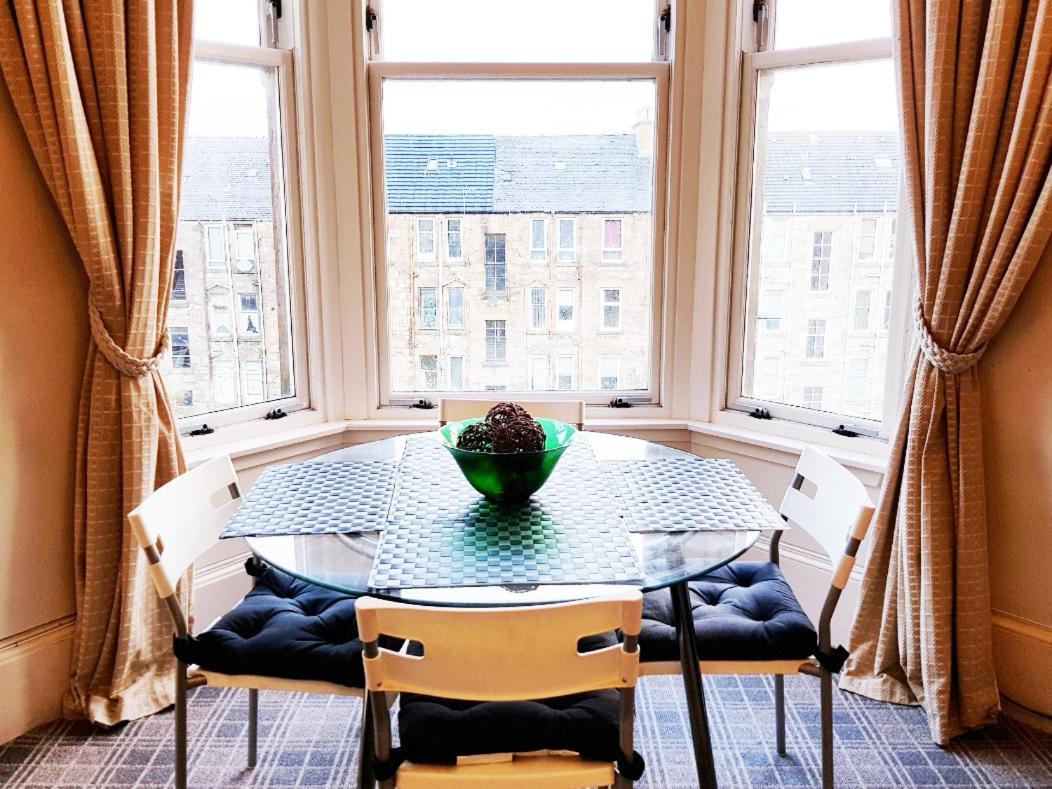 Glen View Apartments Port Glasgow Extérieur photo